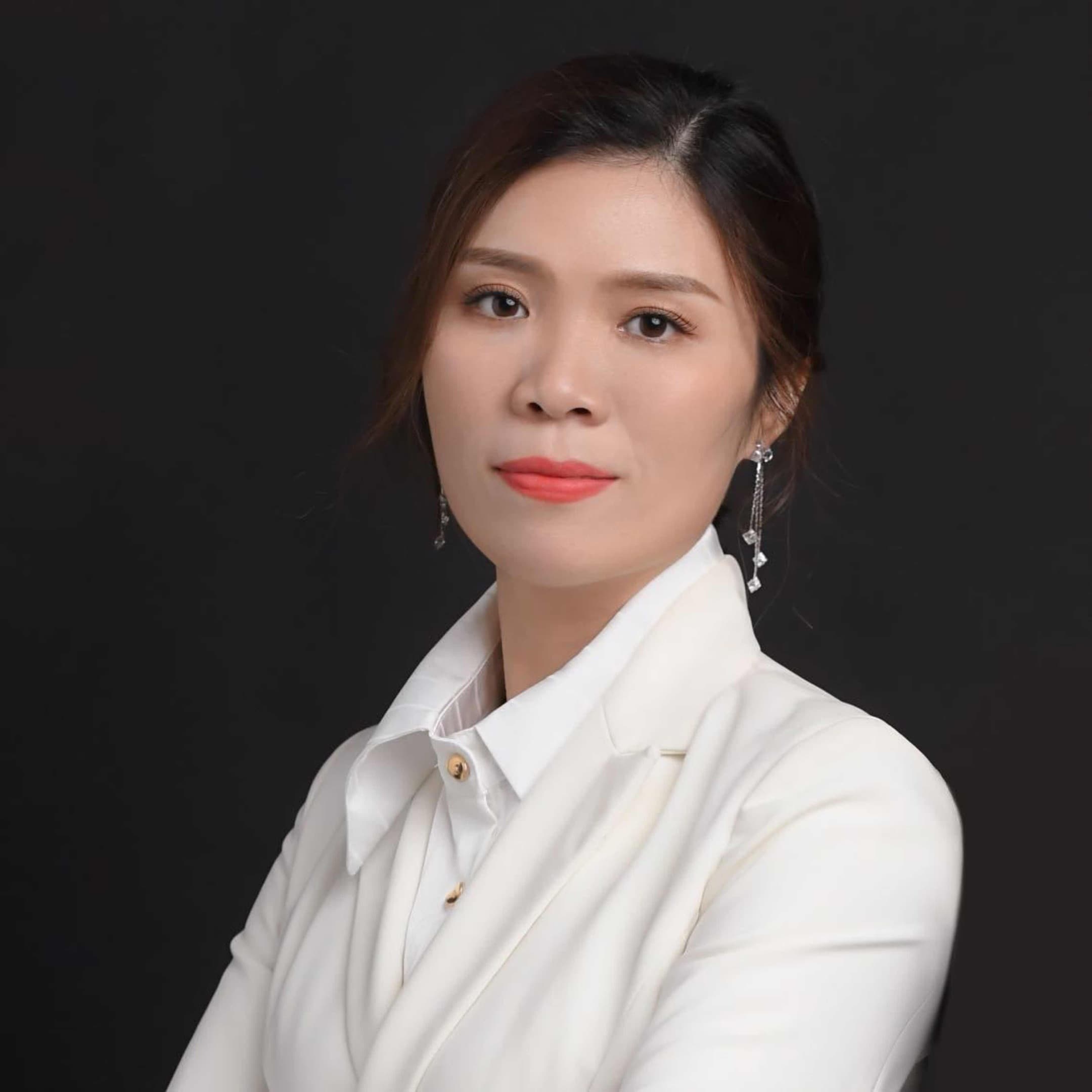 Bella, EPARK project solution expert